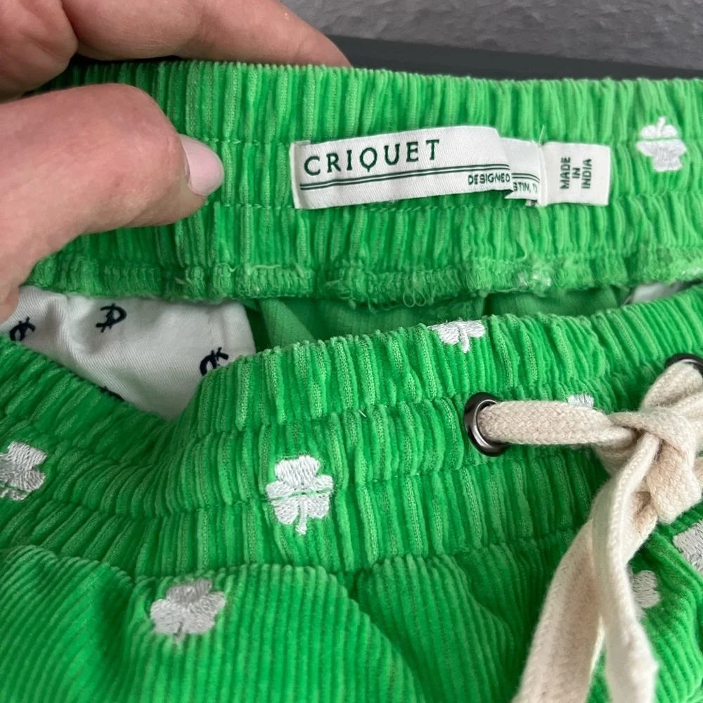 Criquet Cord Cruiser Men’s Shamrock and Green Shirts. Men Medium